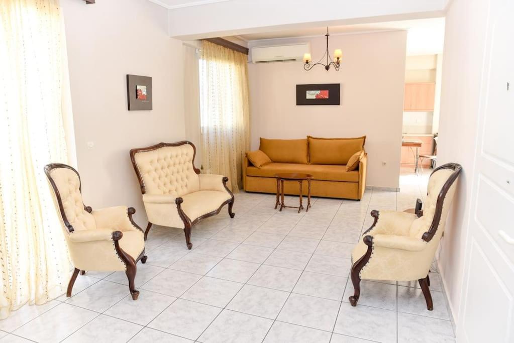 Aposperite Apartment Kalamata Extérieur photo